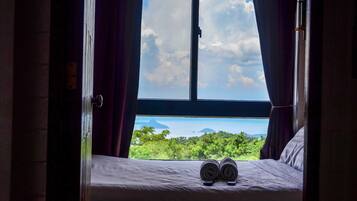 Lake View Room | Blackout drapes, bed sheets