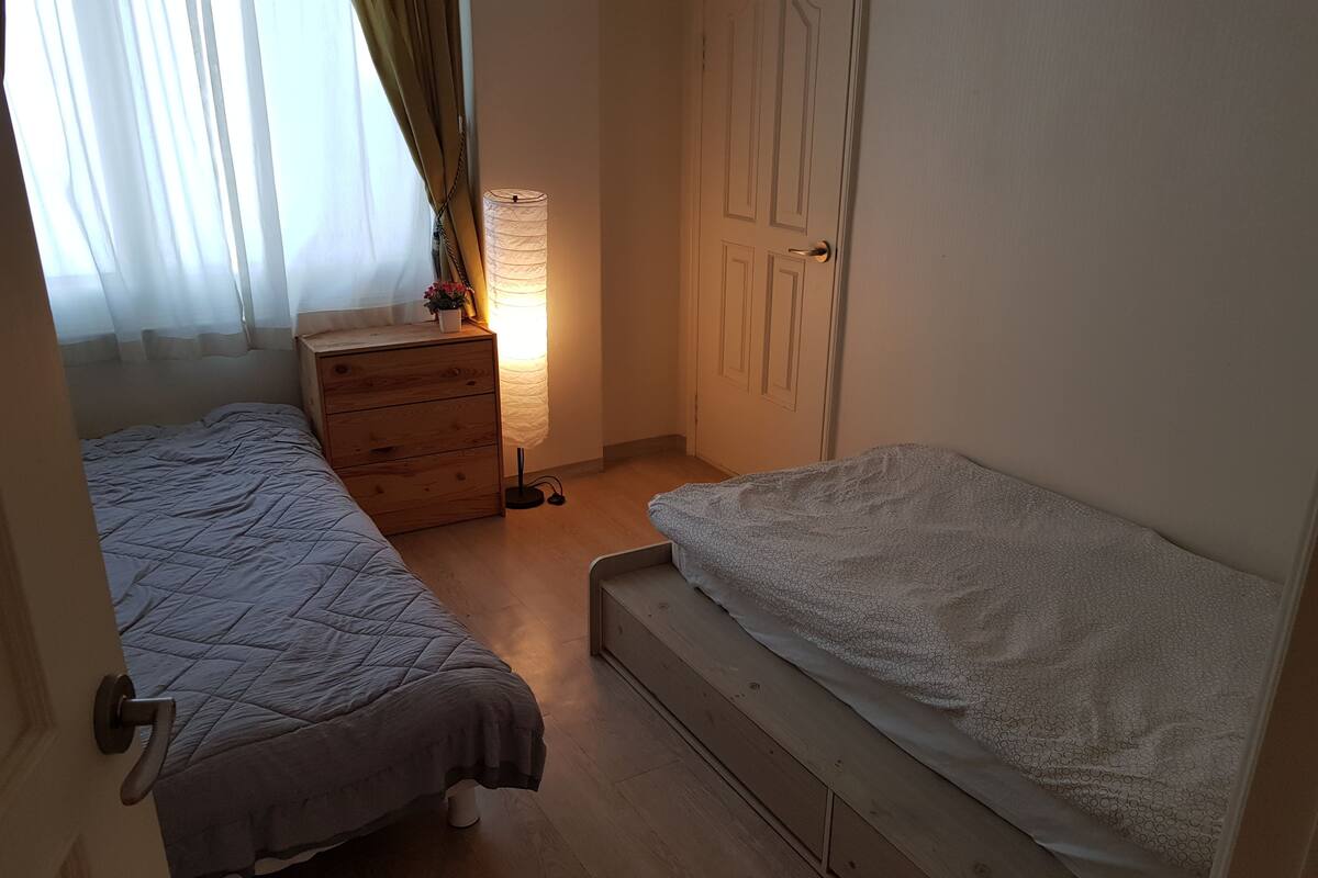 Zweibettzimmer, 2 Einzelbetten