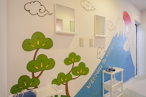 Interior - Nagoya Travellers Hostel (Nagoya)