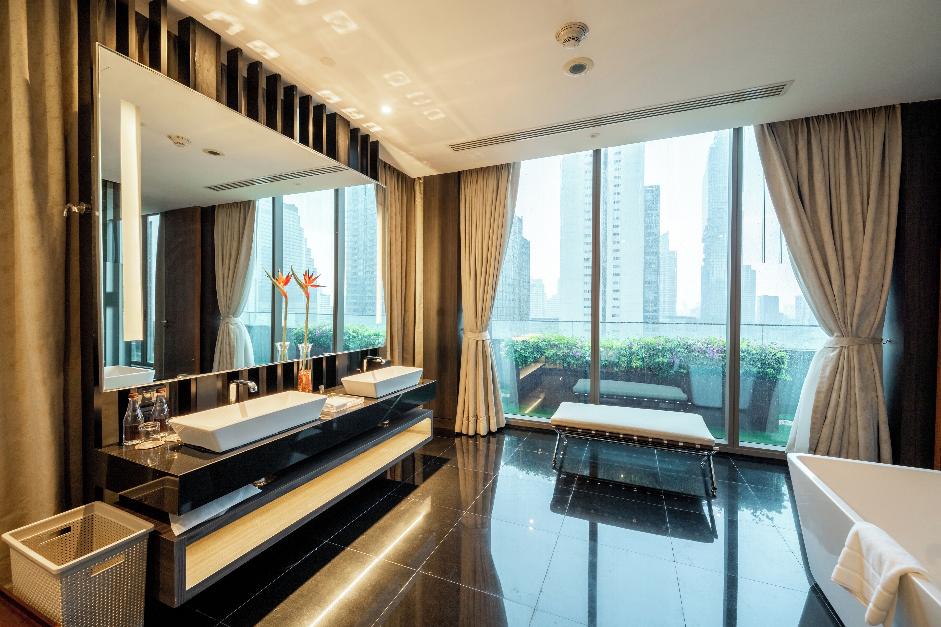 Photo - Amara Bangkok Hotel