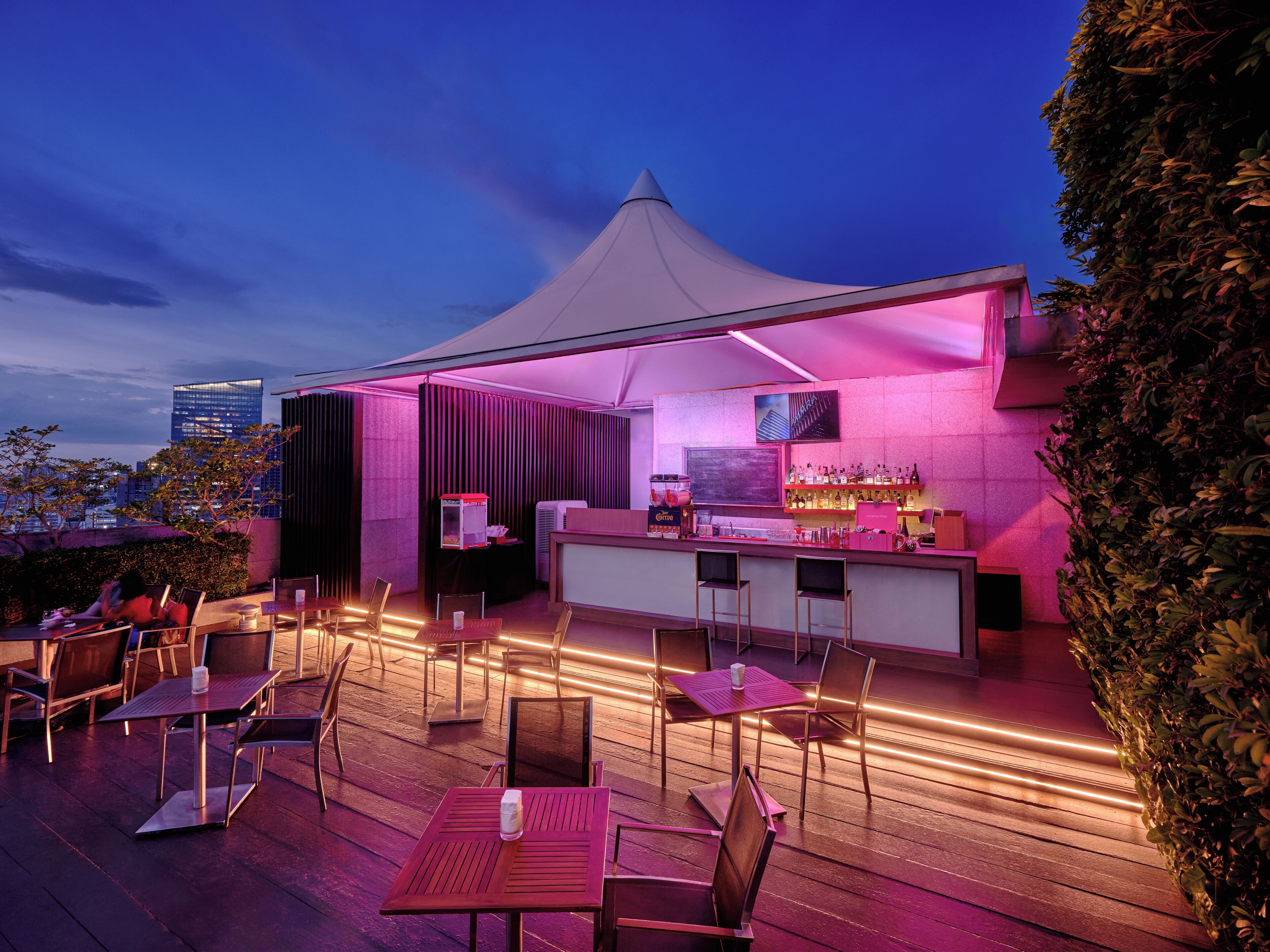 rooftop bar