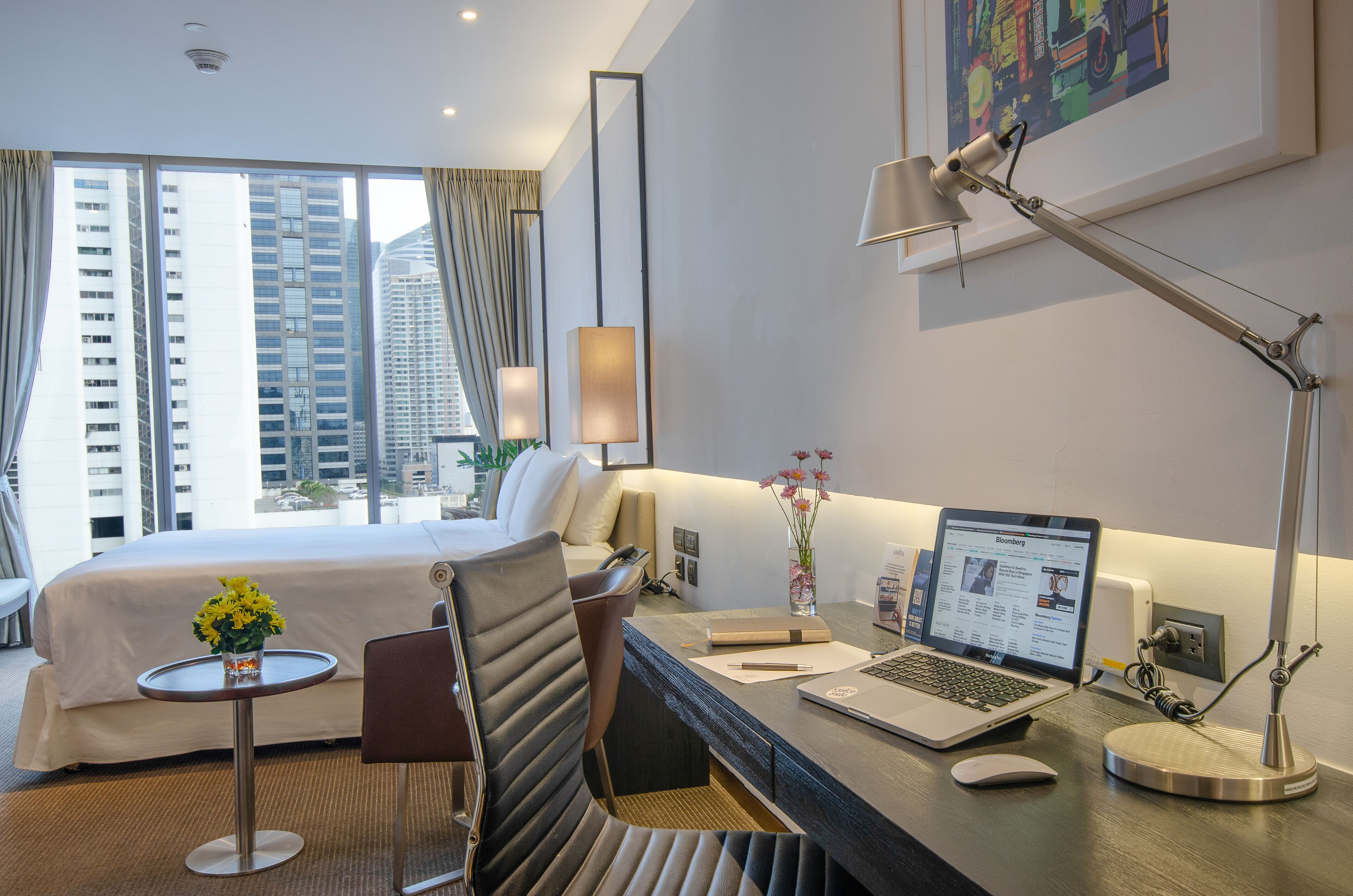 1 bedroom, premium bedding, in-room safe, desk