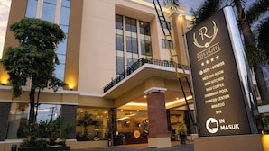 Front of property - Riss Hotel Malioboro (Yogyakarta)