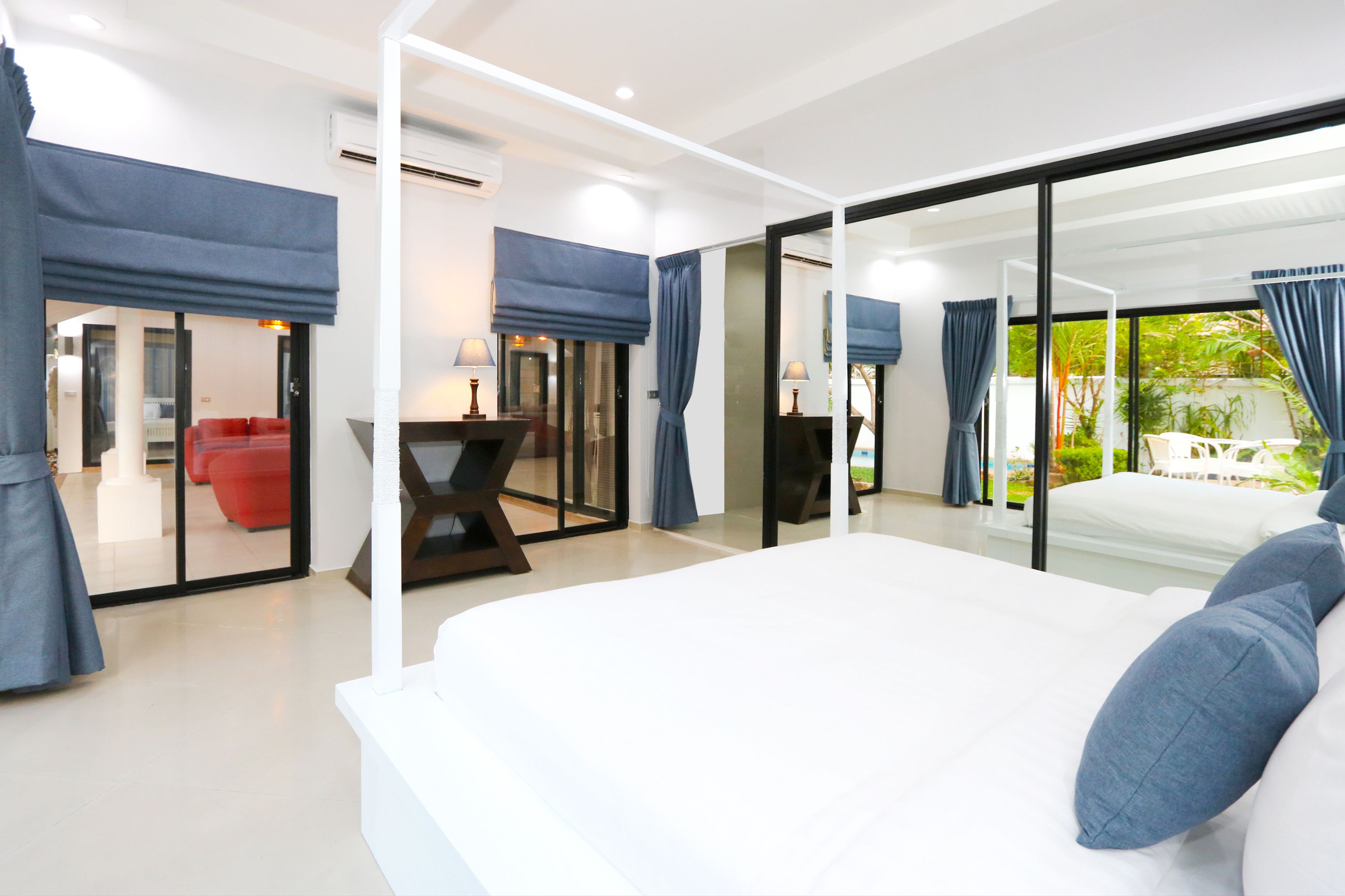 4-bedroom villa with private pool | In-room safe, individually decorated, individually furnished, desk