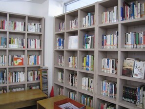 Library - Empathy Guesthouse - Hostel (Daegu)