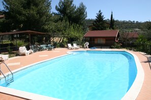 Outdoor pool - Il Mandorleto (Enna)