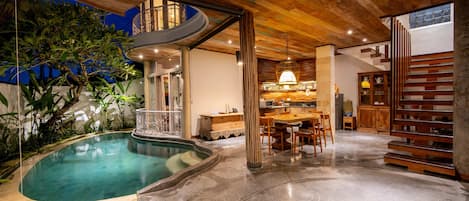 Private pool
