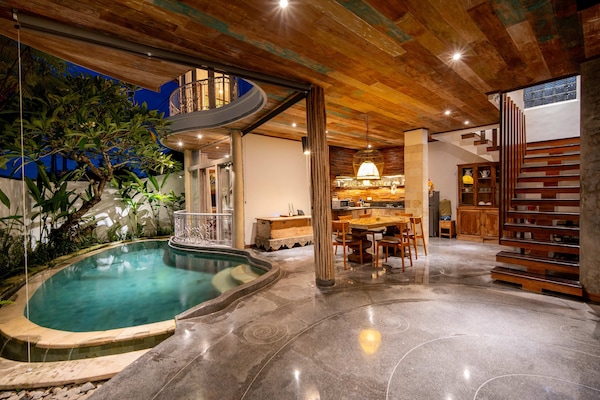 Exclusive Villa, Garden View | Private pool