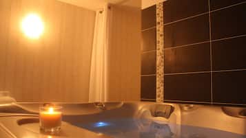 Bastu och bubbelpool