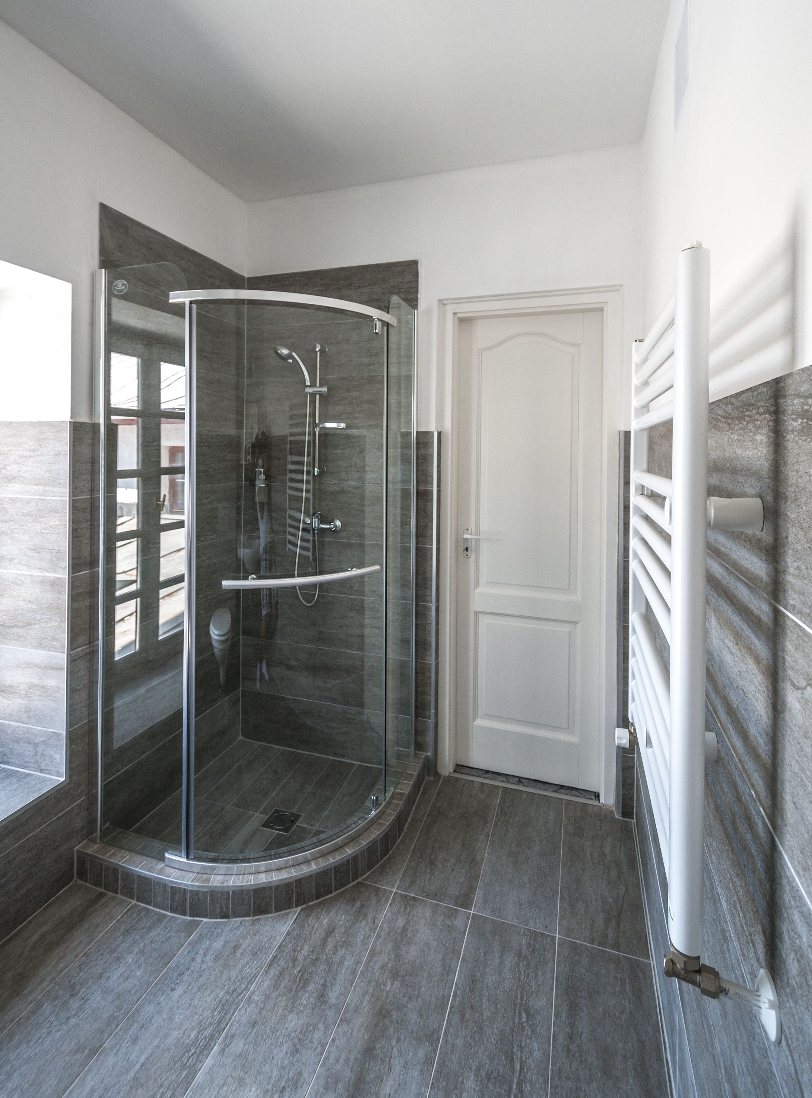 exclusive double room, 1 double bed | bathroom | shower, hair dryer, towels