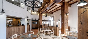 Malom Hotel és Étterem