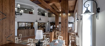 Malom Hotel Ă©s Ătterem