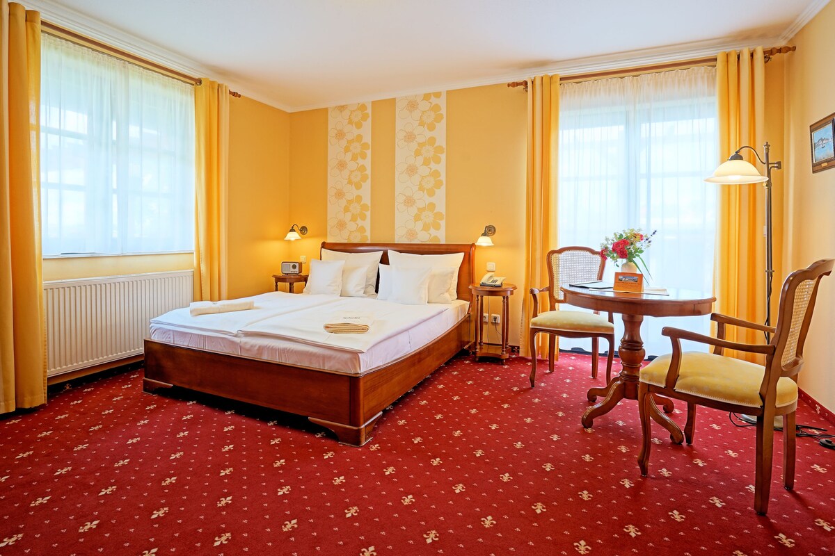 Double Room, Balcony