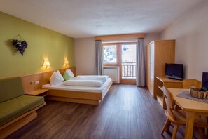 Flat-screen TV, ping pong