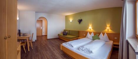 Fladskærms-tv, bordtennisbord