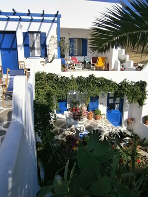 Exterior - Kohili Studios (Paros)