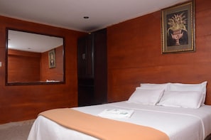 Standard-Doppelzimmer, 1 Schlafzimmer, Nichtraucher, Bergblick