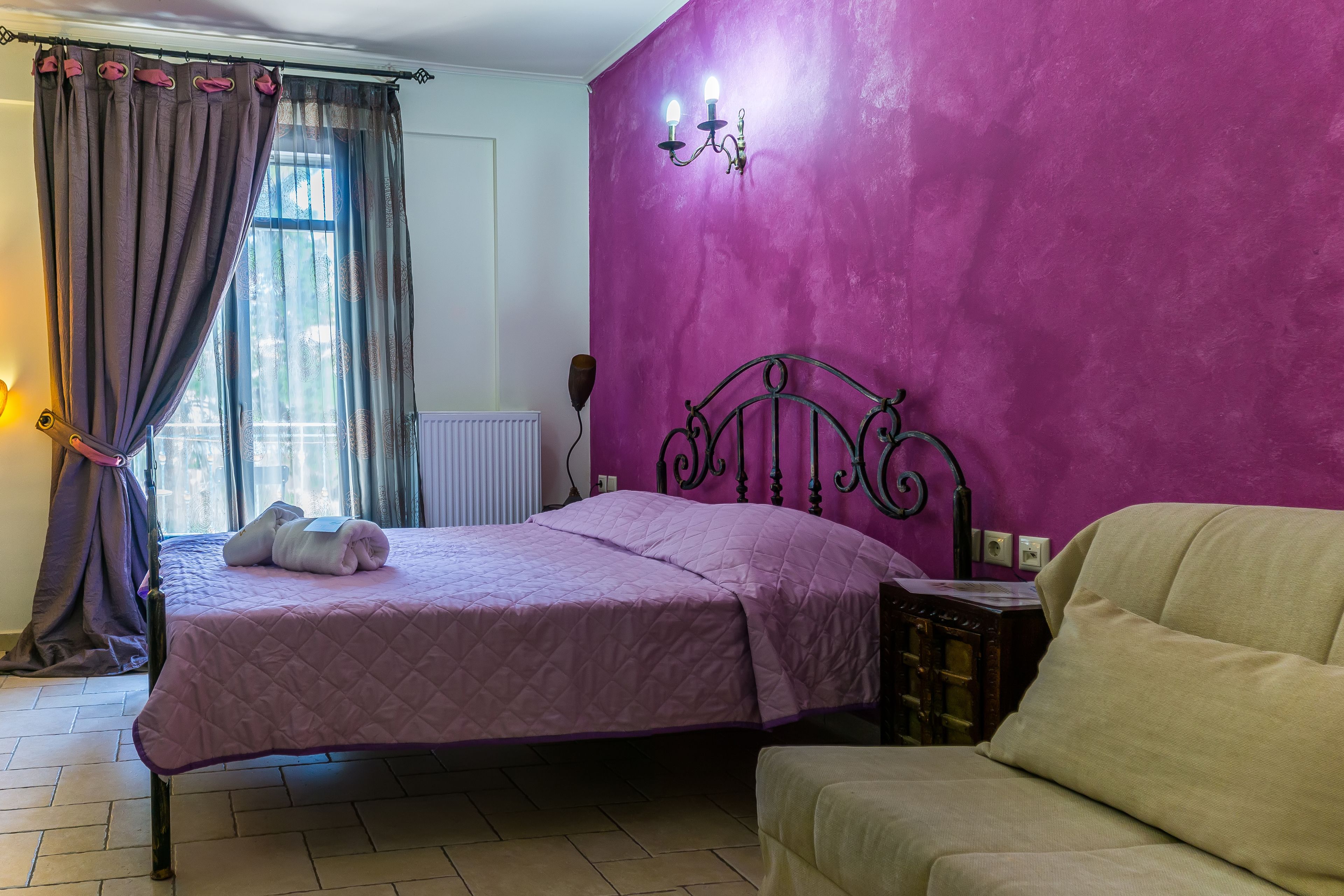 Quarto casal conforto, sacada | Camas extras