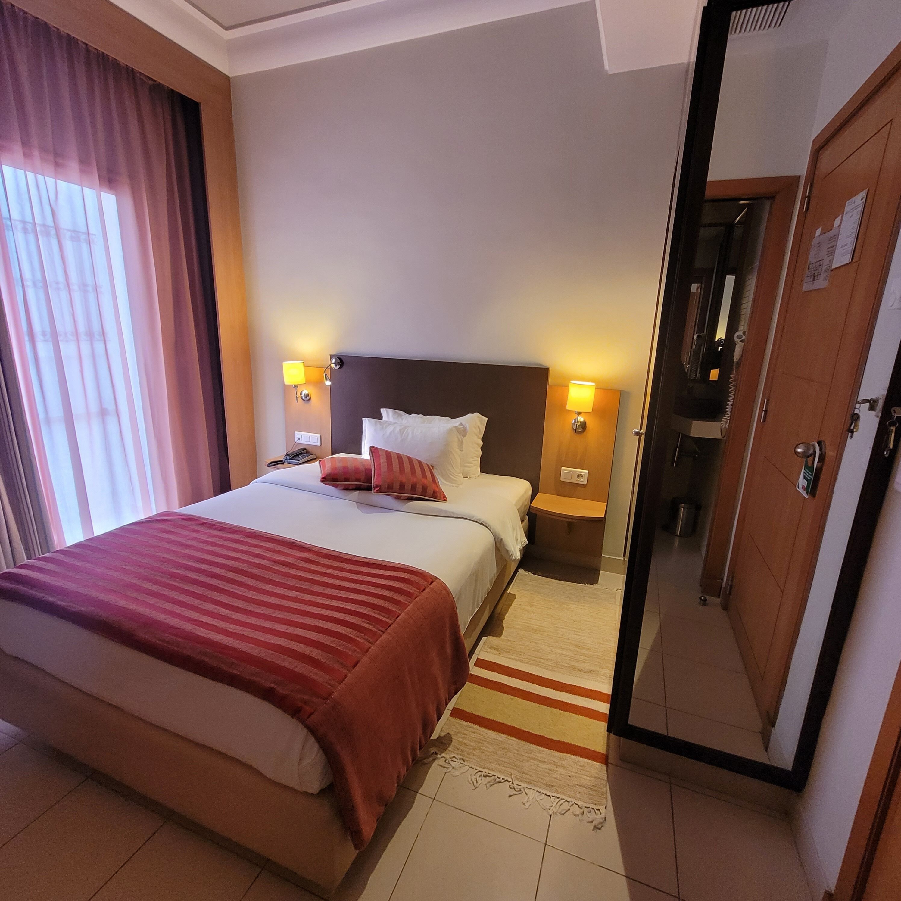 single room, 1 bedroom | blackout curtains, free wifi, bed sheets