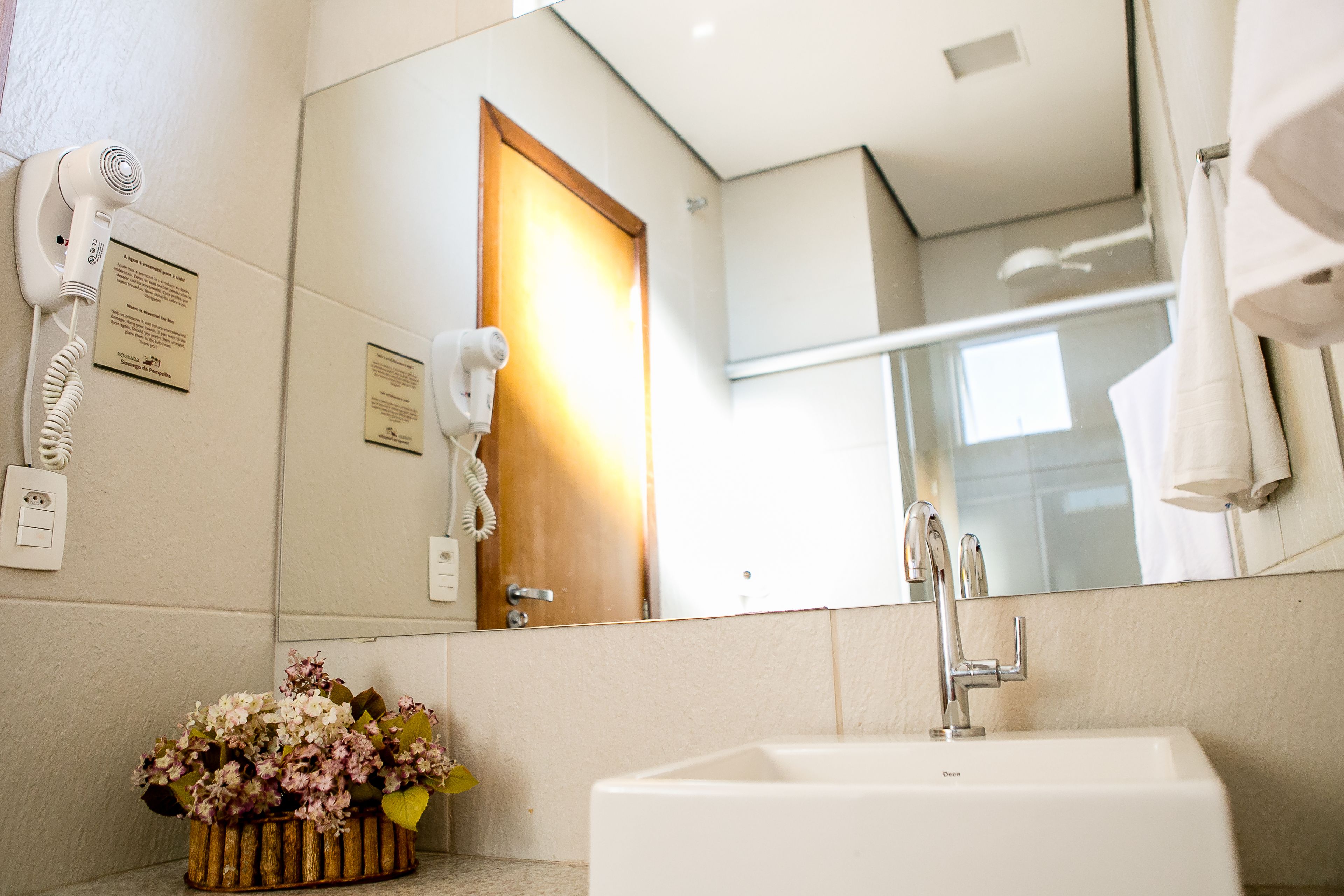 suite (master single) | bathroom sink