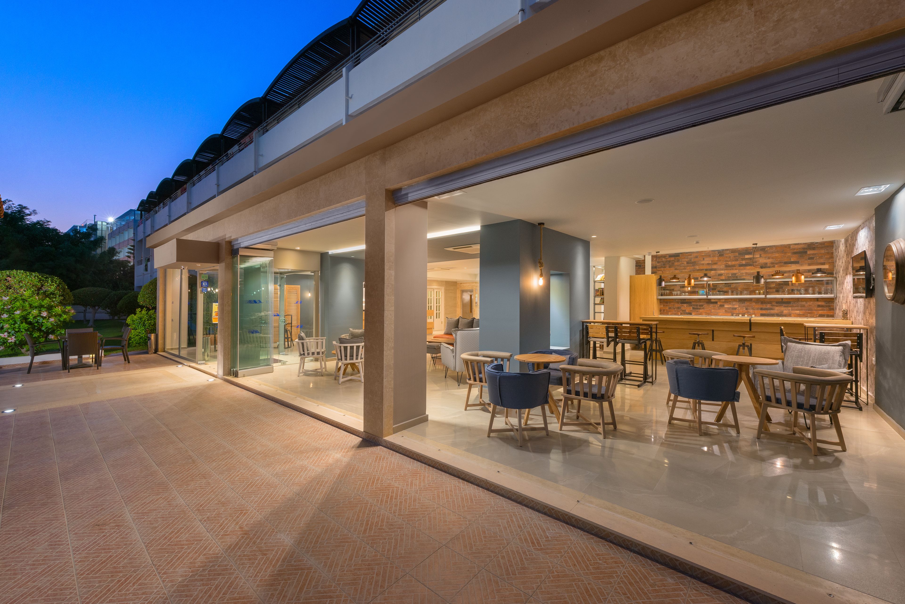 Daily buffet breakfast (EUR 10 per person)