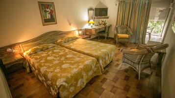 Phòng Superior | Két bảo mật tại phòng, bàn, phòng cách âm