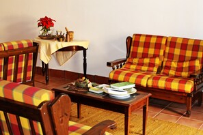 로비 좌석 공간