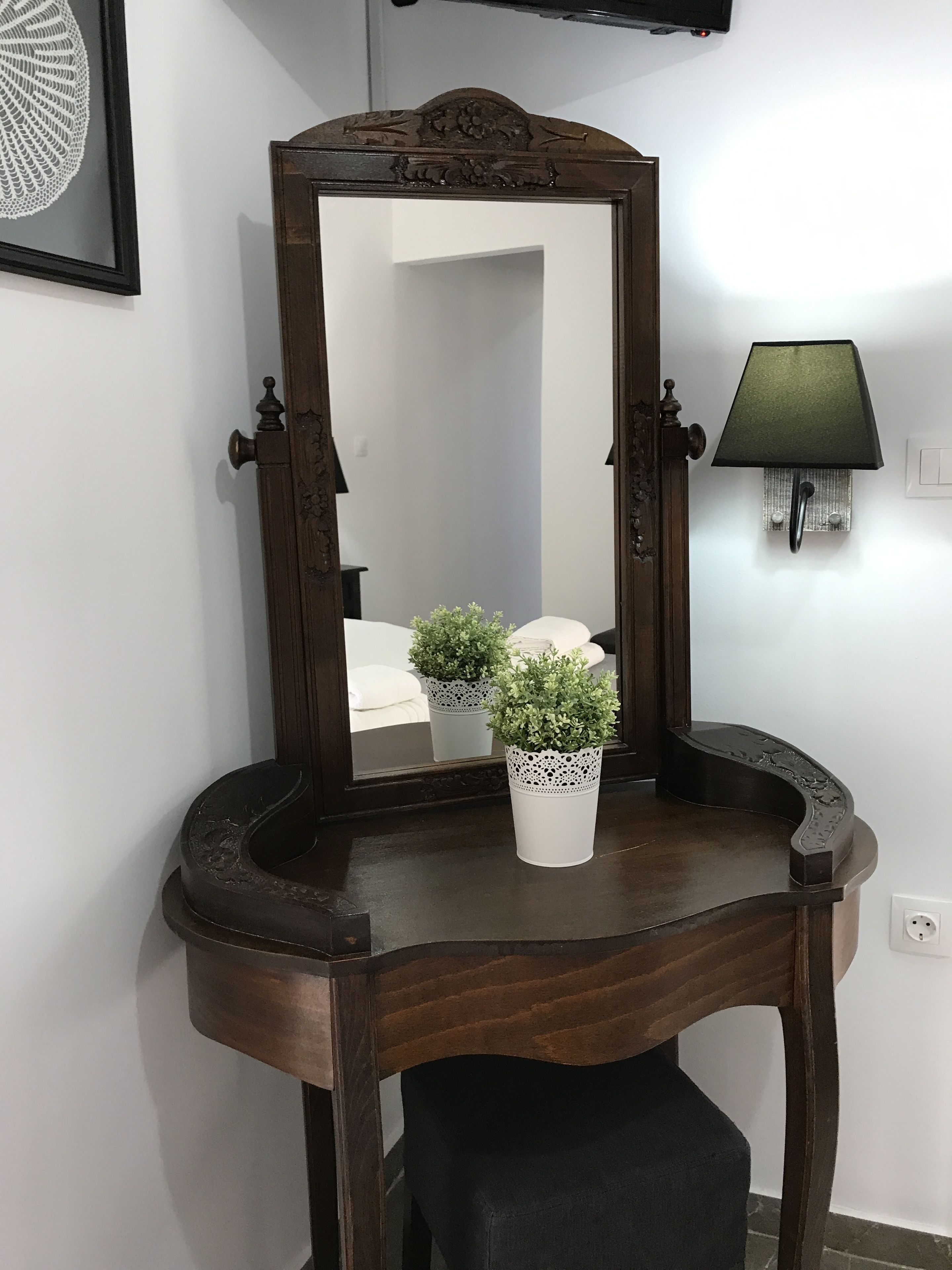 luxury room | 1 bedroom, in-room safe, individually decorated, individually furnished