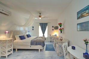 Estudio ejecutivo | Caja de seguridad en la habitación y decoración personalizada