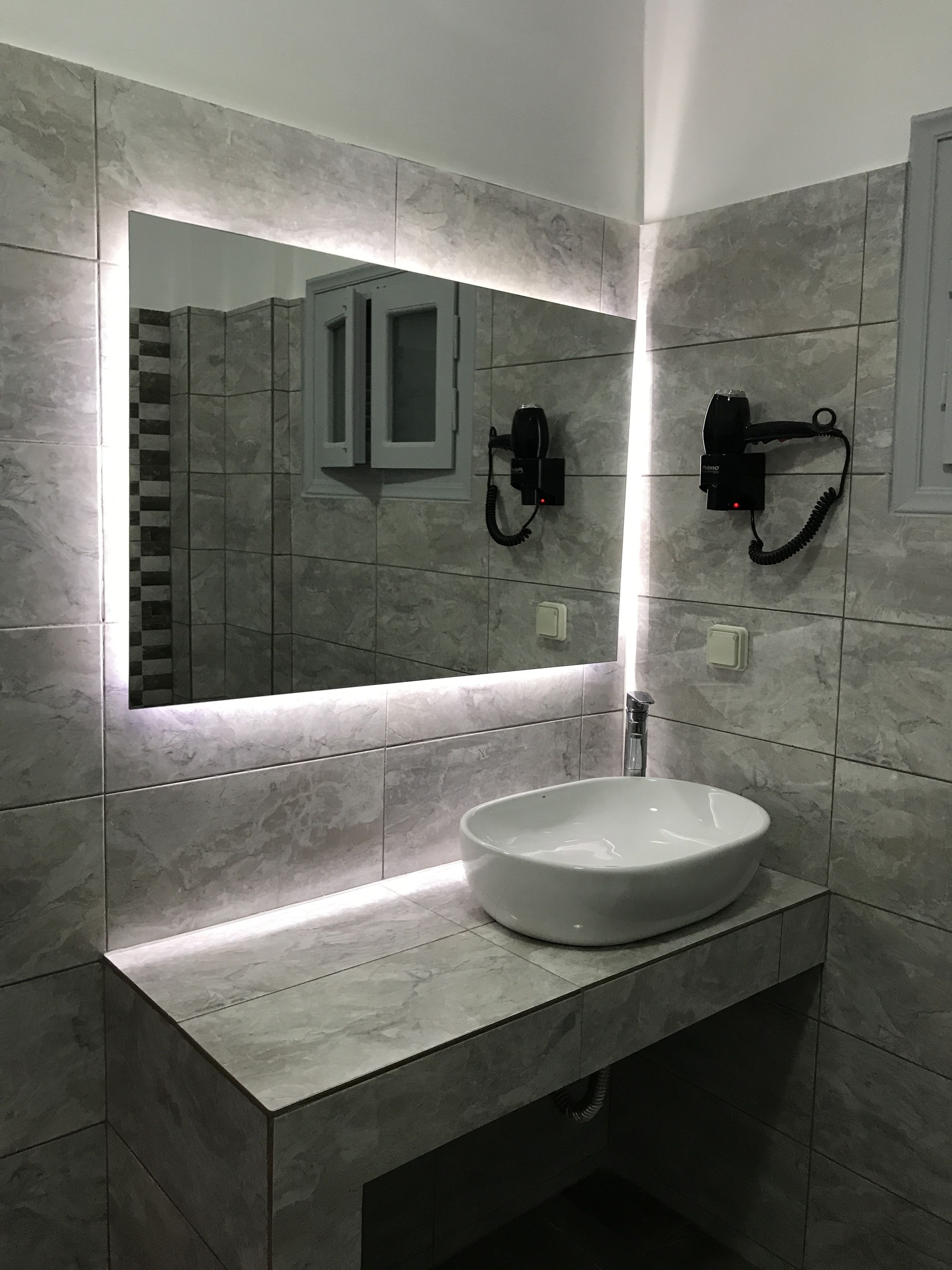 luxury room | bathroom sink