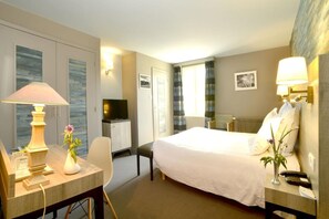 Minibar, desk, soundproofing, free cots/infant beds