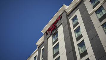 واجهة المنشأة