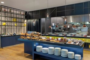Dagelijks ontbijtbuffet (toeslag)