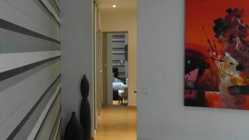 Décoration personnalisée, ameublement personnalisé, bureau