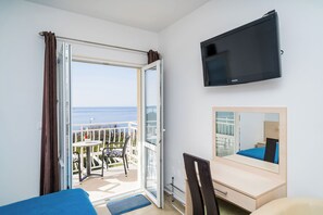 Studio (Villa Samba - Studio Apartment with B) | In-room safe, iron/ironing board, free WiFi, bed sheets - Villa Samba (Zupa dubrovacka)
