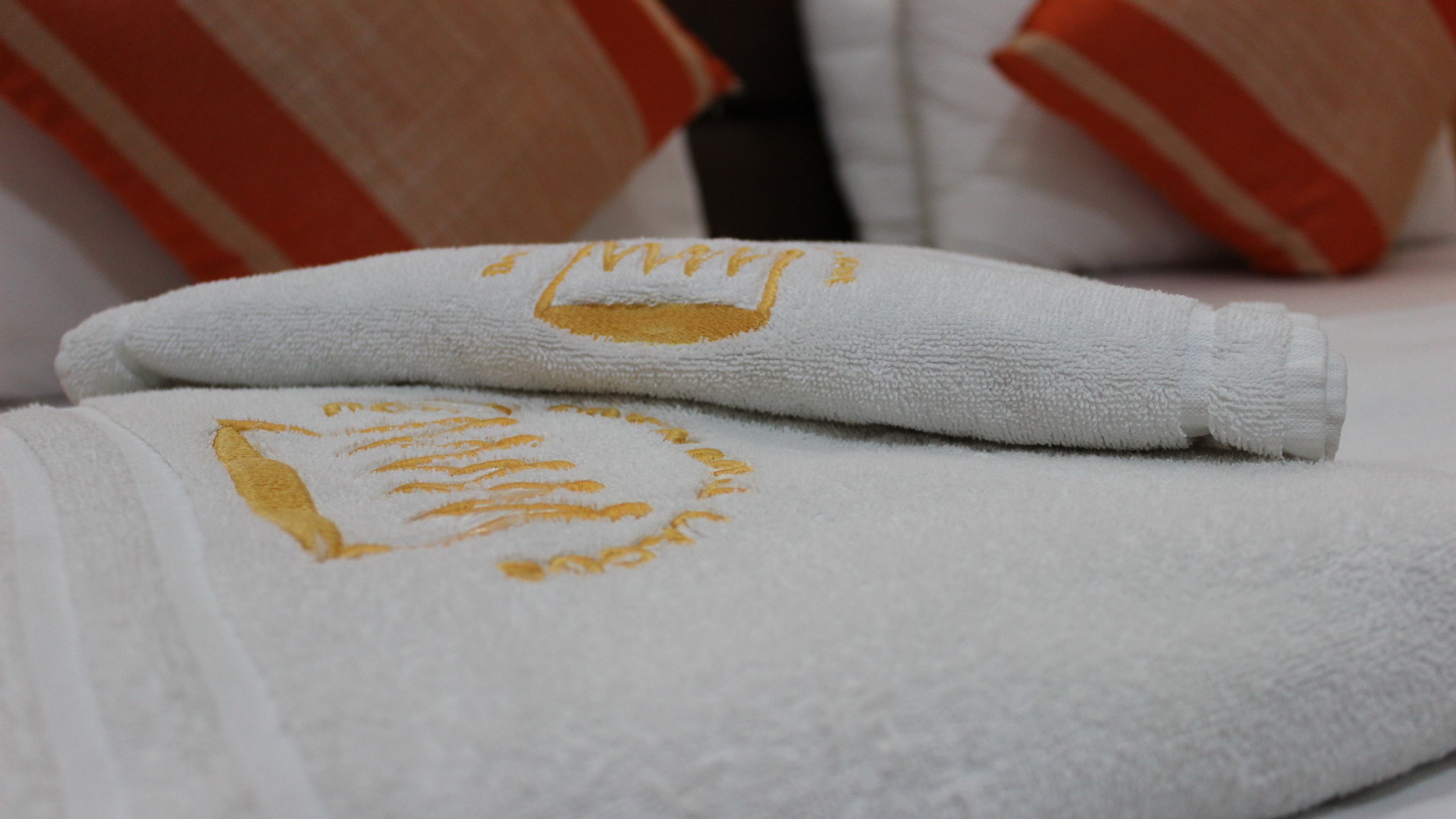 premium bedding, in-room safe, desk, laptop workspace