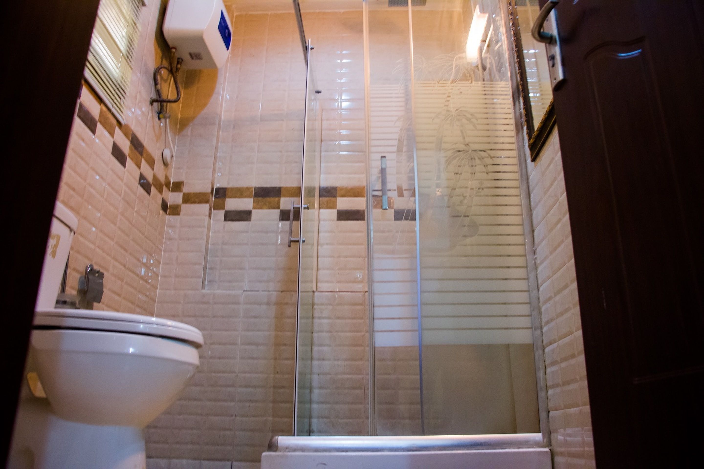 premium bedding, in-room safe, desk, laptop workspace