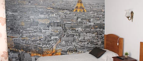 Economy-Zweibettzimmer (Shared Shower) | Kostenloses WLAN, Bettwäsche