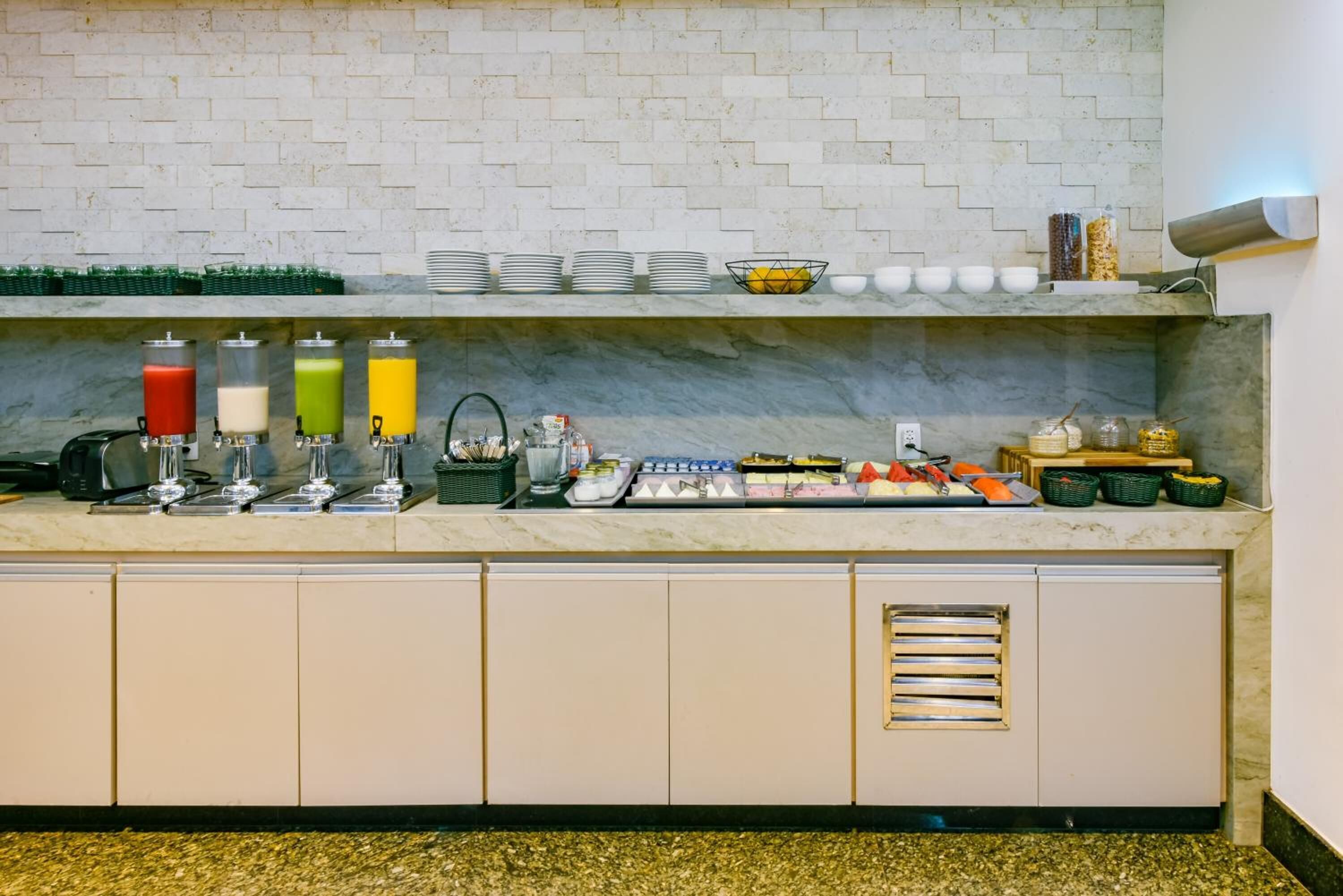 breakfast, lunch and dinner served