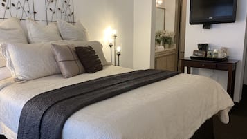 Economy Single Room, 1 Bedroom | Premium bedding, down comforters, memory foam beds