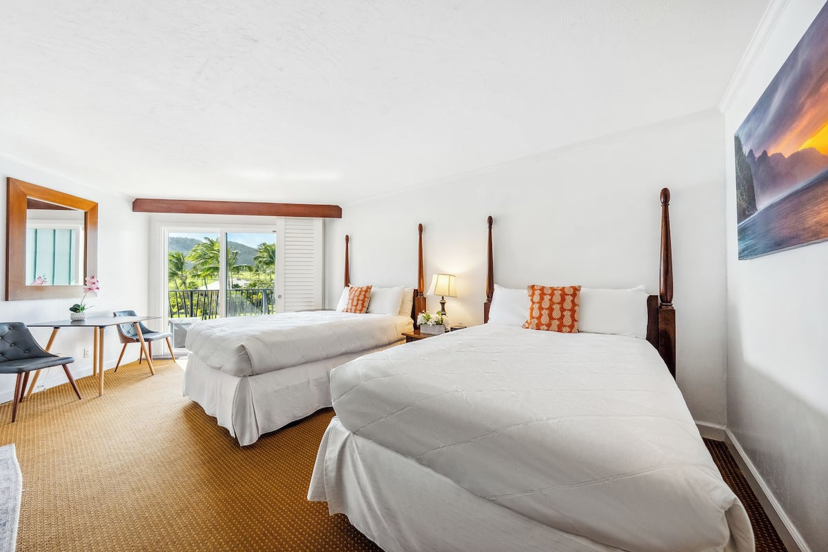 Luxury Room, Mountain View | Egyptian cotton sheets, premium bedding, Select Comfort beds