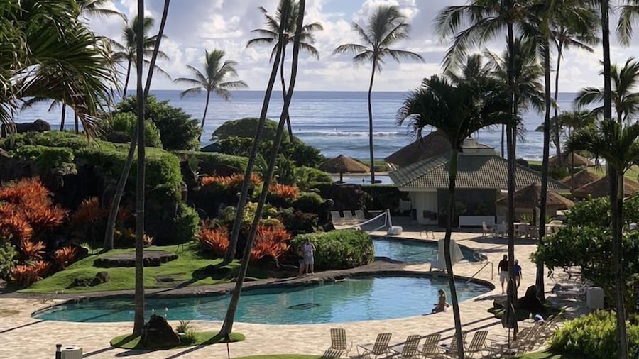 2417 at Lihue Oceanfront Resort