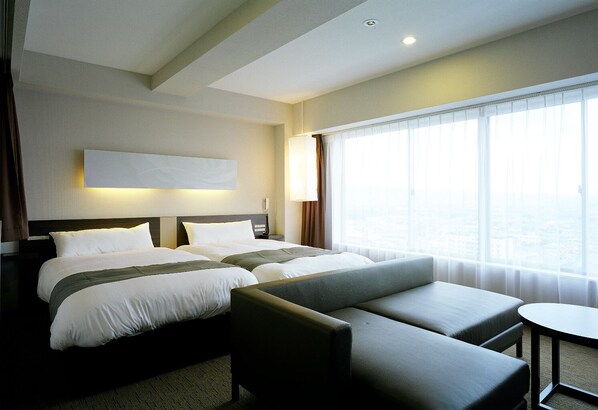 مكتب ومكواة/لوح كي وواي فاي مجانًا وملاءات أسرّة