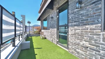 Deluxe tweepersoonskamer | Terras