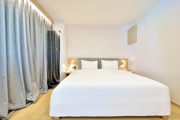 Suite Terrace Double | Premium bedding, down comforters, blackout drapes, soundproofing