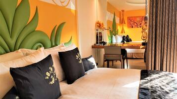 Deluxe Double Room, Sea View | Down comforters, in-room safe, desk, soundproofing