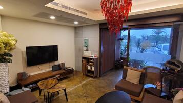 LED TV