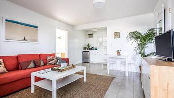 Comfort Room | Premium bedding, iron/ironing board, free WiFi, bed sheets