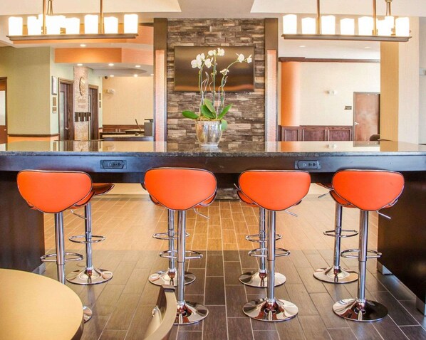 Free buffet breakfast - Comfort Inn & Suites Woodward (Woodward)