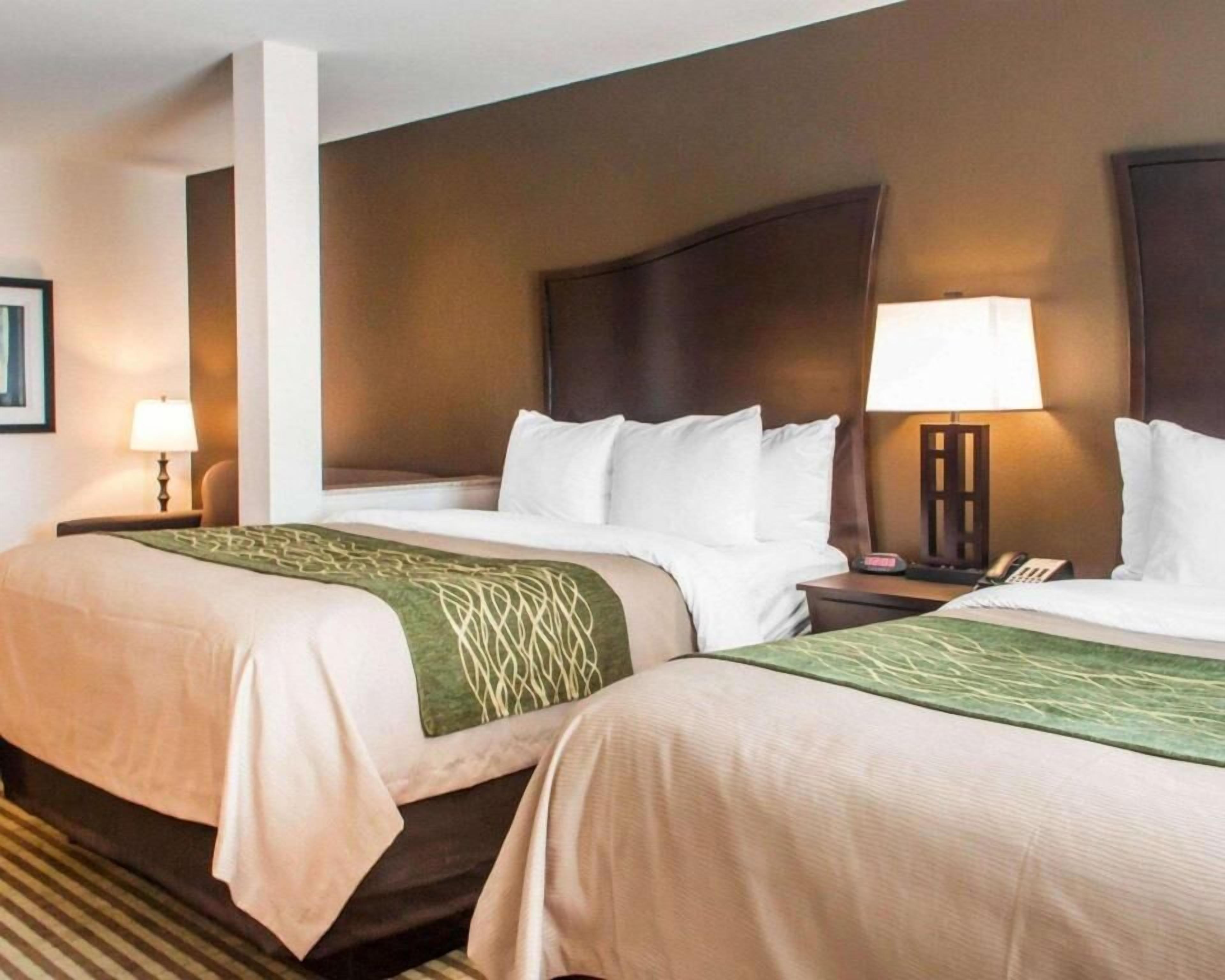 Desk, iron/ironing board, free cribs/infant beds, free WiFi